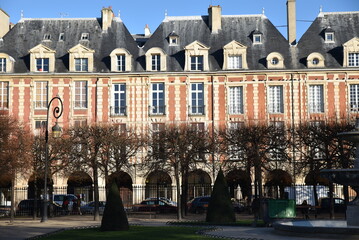 Obraz premium Place des Vosges en hiver à Paris. France