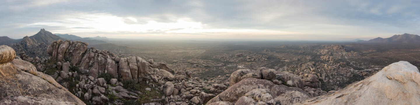 Panoramic view of Pe&Atilde;&plusmn;oles, Chihuahua.