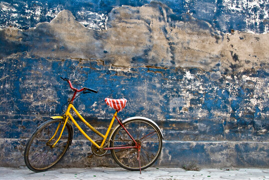 Old bike, Pingyao, Shaanxi Province. China