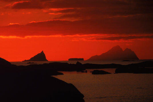 Shackleton Mountain at sunset, Antartica