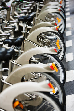 A row of V&Atilde;&copy;lib' bicycles.