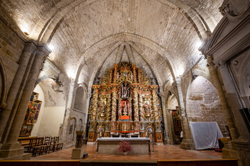 Fototapeta na wymiar church of Santa Maria de la Corona, main altarpiece, Ejea de los Caballeros, Cinco Villas, Zaragoza, Aragon, Spain
