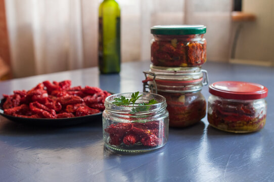 Dried tomatoes