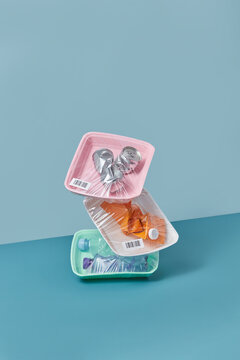 Different waste packed in food containers.