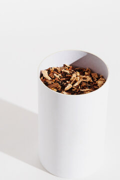 White tea container
