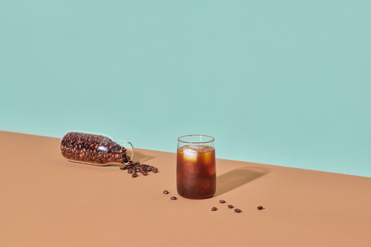 Cold Brew in glass and bottle
