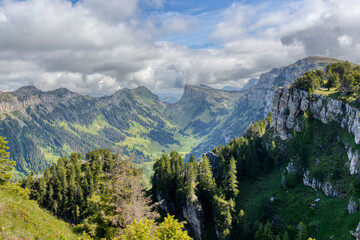 Fototapeta na wymiar hiking impressions from the Niederhorn region in the Swiss Alps