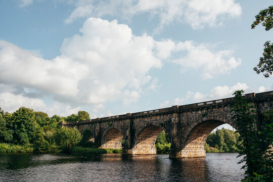 Lune Aqueduct in Summer