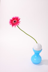 赤いガーベラの花 一輪挿し 花房