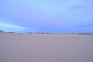 夜明けの鳥取砂丘 Tottori sand dunes at dawn Japan