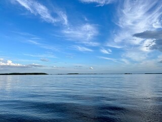 Obraz premium Beautiful blue lake, sky reflection on the lake surface