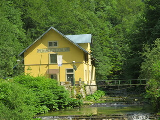 A small hydroelectric power station “Munjara” in the significant landscape Green whirpool - Croatia (Mala hidroelektrana Munjara u značajnom krajoliku Zeleni vir, Skrad - Gorski kotar, Hrvatska)