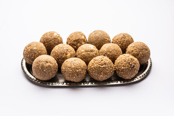 Til Gul laddoo, Sesame jaggery ball, til ke laddo or tilgul for Makar Sankranti Festival in India
