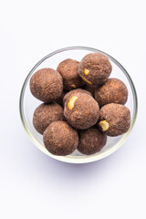 Nachni laddu or Ragi laddoo or sweet balls made using finger millet, jaggery and ghee