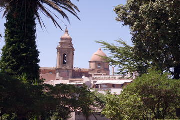 Erice, scorcio e chiesa di San Cataldo