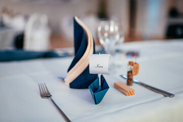 Tischdekoration f&uuml;r die Hochzeit