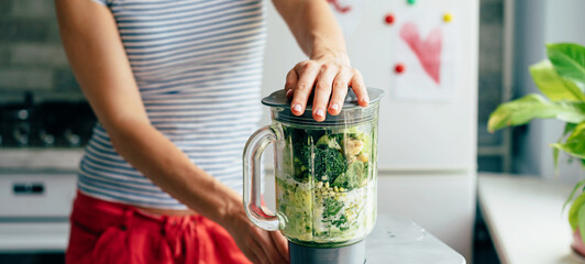 .Close up housewife makes a healthy smoothie snack