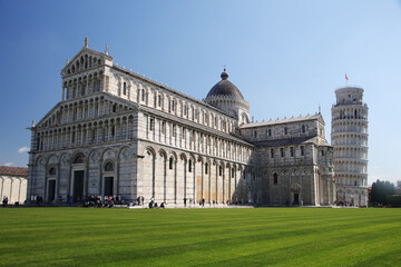 Fototapeta na wymiar Pisa Cathedral and the Leaning Tower, Pisa, Italy 