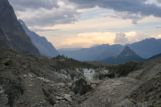 Hiking around Mont Blanc, Alpine landscape