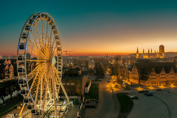 wheel at night © Jurand