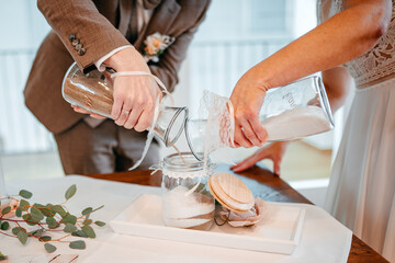 Eine Hochzeitstradition - Sand vermischen