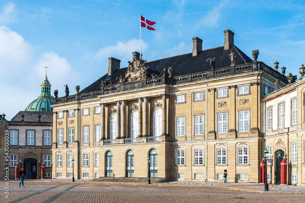 Wall mural amalienborg castle in copenhagen, denmark