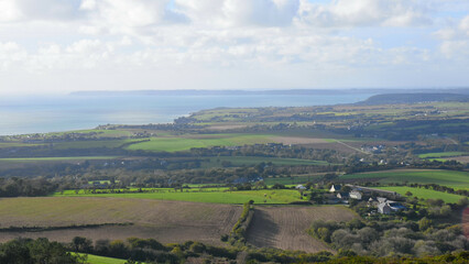 Obraz premium Depuis le Ménez-Hom, à l'horizon le Cap de la Chèvre. Finistère, Bretagne, France