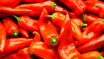 Many beautiful delicious red peppers