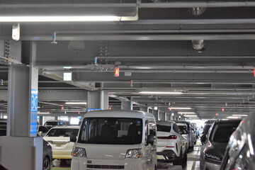 国際空港立体駐車場
