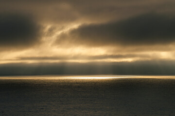Guten Morgen Island von der Küste