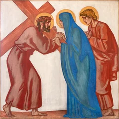 Foto op Canvas ZURICH, SWITZERLAND - JULY 1, 2022: The fresco  Jesus meet his mother Mary as part of Cross way  of church St. Anton by Fritz Kunz (1921). © Renáta Sedmáková