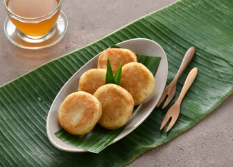 Wingko, wiwingka or bibika, which is sometimes called wingko babat. Is a traditional Indonesian pancake-like snack made from coconuts. Wingko is typically a round, served with tea