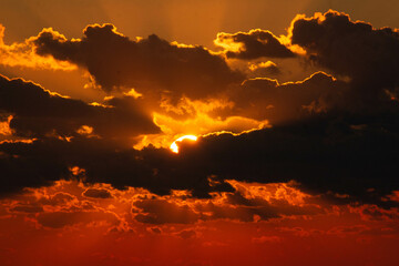 바다의 수평선과 해도지