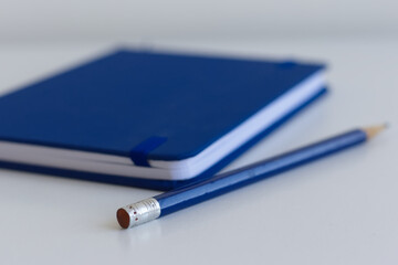 ノートと鉛筆