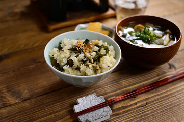 わかめご飯の一汁一菜
