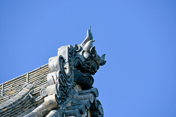 Obraz premium 京都 清涼寺の鬼瓦