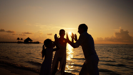 Fototapeta na wymiar Family People On Beach