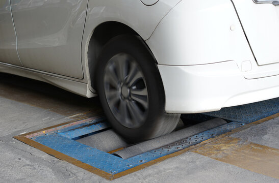 auto machine wheel and tire test drive for measure rotation speed ,horsepower ,roller,torgue ofr car
