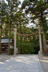 Obraz premium 奈良 大神神社 縄鳥居