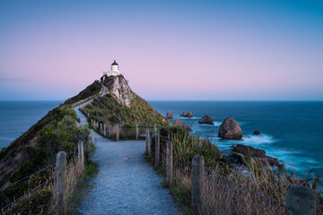 Leuchtturm in Neuseeland an der Küste der Südinsel.