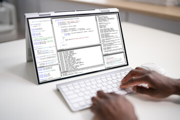 Obraz premium African American Web Developer Programmer