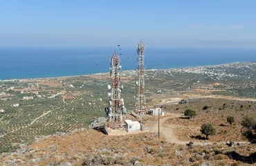 Foto auf Alu-Dibond La côte nord de Chersonissos vue depuis le sommet du mont Édéri en Crète © arvernho