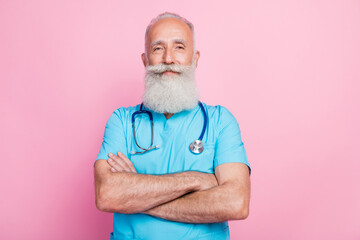 Photo of qualified pediatrician man crossing arms ready check up different age patient isolated on pastel color background