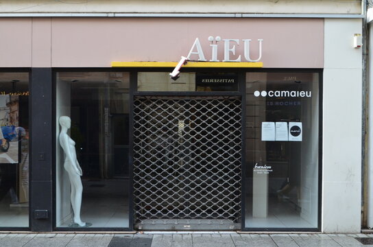 Magasin CAMA&Iuml;EU en liquidation judiciaire (France)