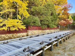 Fototapeta na wymiar 日本庭園と日本建築