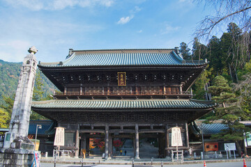 Naklejka premium 身延山久遠寺の三門