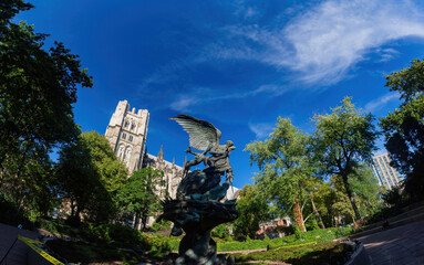 Obraz premium Sunny view of The Cathedral Church of St. John the Divine