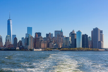 Fototapeta na wymiar Sunny view of the New York City skyline