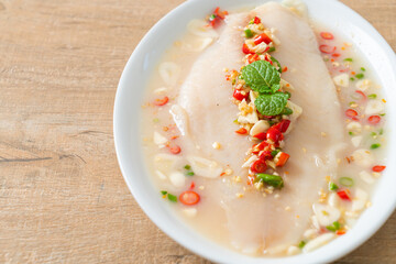 Steamed Fish in Spicy Lemon Sauce