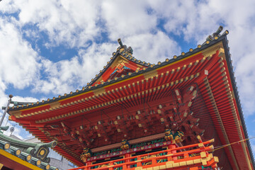 Fototapeta na wymiar 神社の門